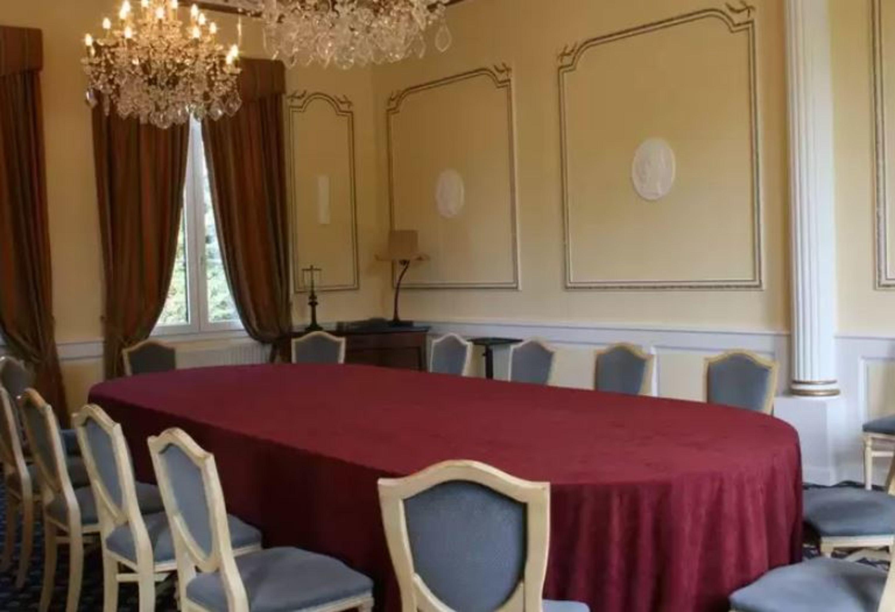 Grand Hotel "Chateau De Sully" - Piscine & Spa -Teritoria Luaran gambar
