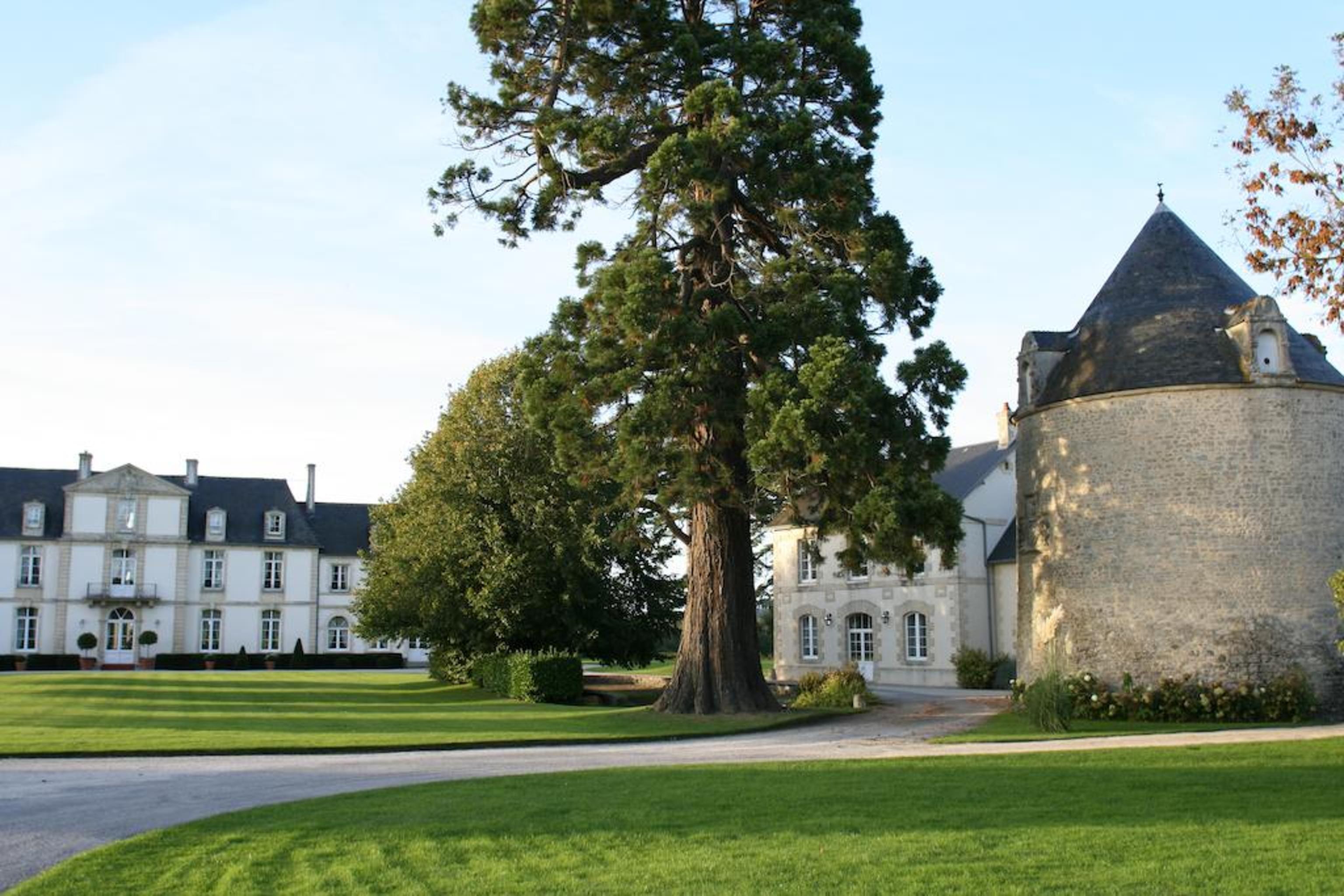 Grand Hotel "Chateau De Sully" - Piscine & Spa -Teritoria Luaran gambar