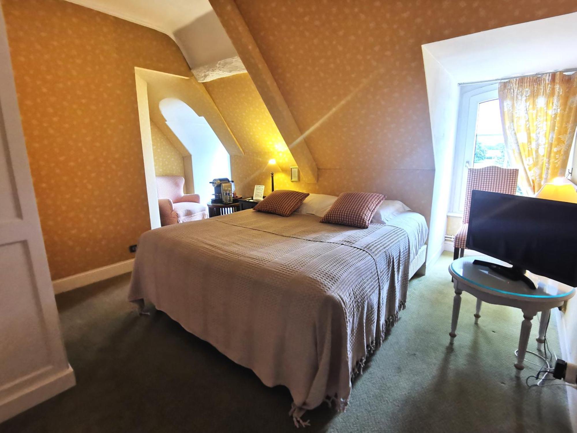 Grand Hotel "Chateau De Sully" - Piscine & Spa -Teritoria Luaran gambar
